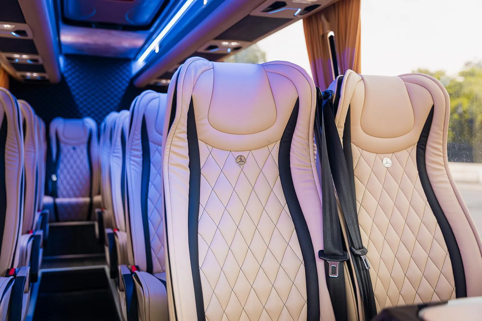 mercedes-sprinter-interieur-luxussitze-01